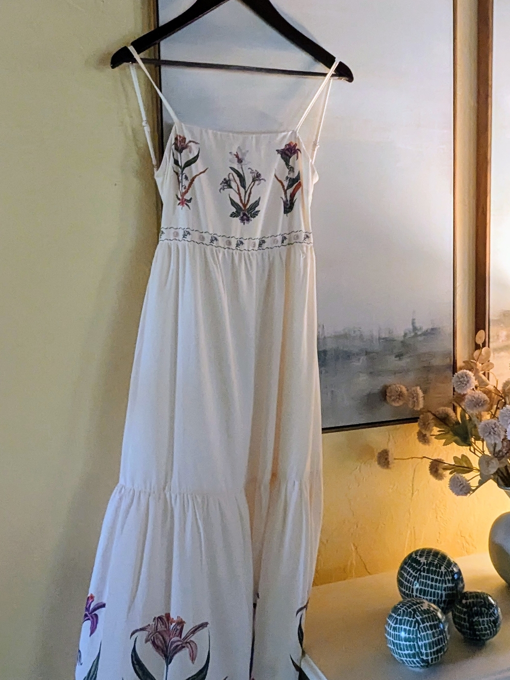 Commense Cream Floral Embroidered Maxi Dress - Picture 12 of 13